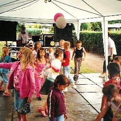 Jugend im Tanzfieber